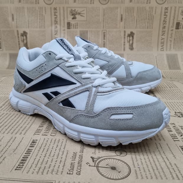 리복 퀵챔프런 남성 운동화 265