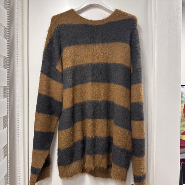 넘버나인 모헤어 스트라이프 스웨터