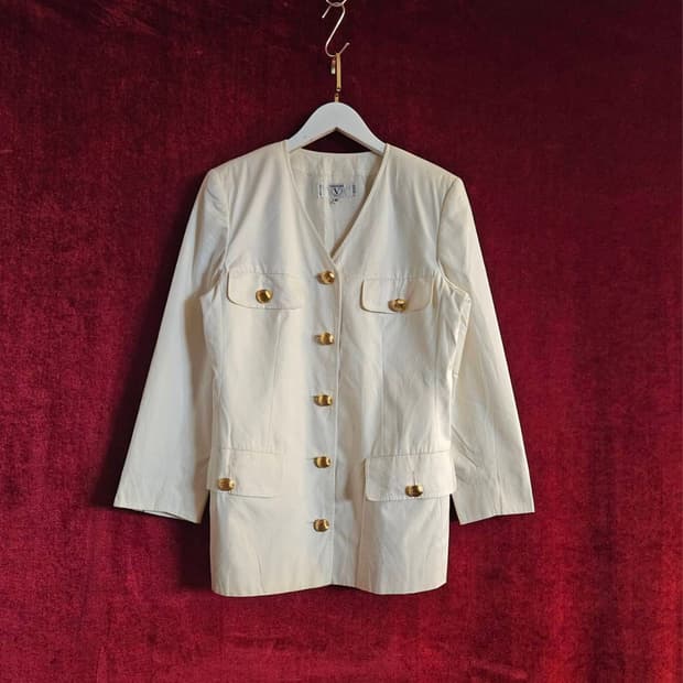 발렌티노 레트로 골든 버튼 브이넥 자켓 42 size