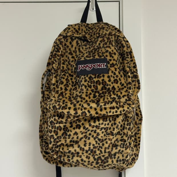 잔스포츠 레오파드 호피 백팩