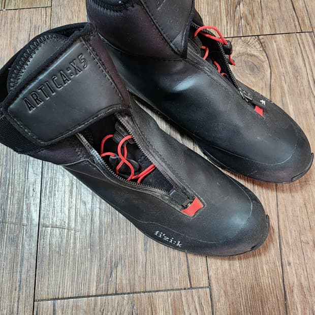 피직 Artica X5 동계 클릿슈즈 블랙