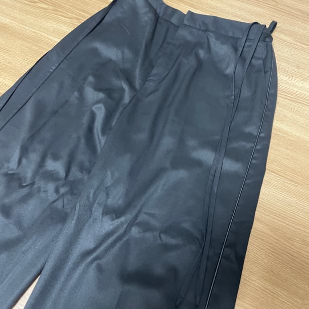 [L] 유스 String Wide Pants - Black
