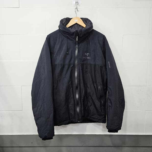 아크테릭스 구형 피션AR 고어텍스 자켓