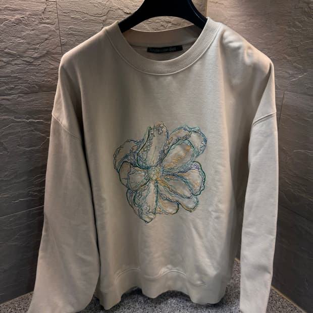 앤더슨벨 unisex fleur embroidery sweatshirt