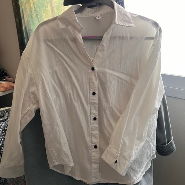 시원하고 깔끔한 셔츠