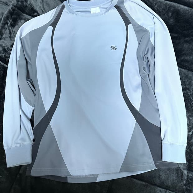 산산기어 슬래시 롱슬리브 