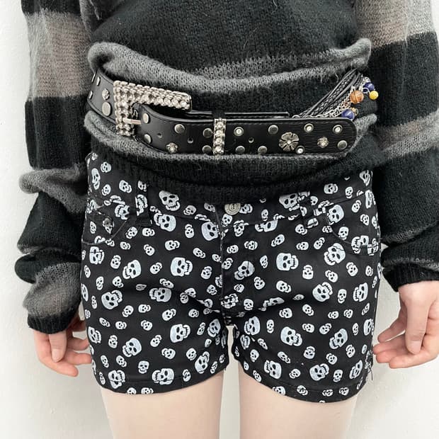 펑크 스컬 패턴 숏츠💀