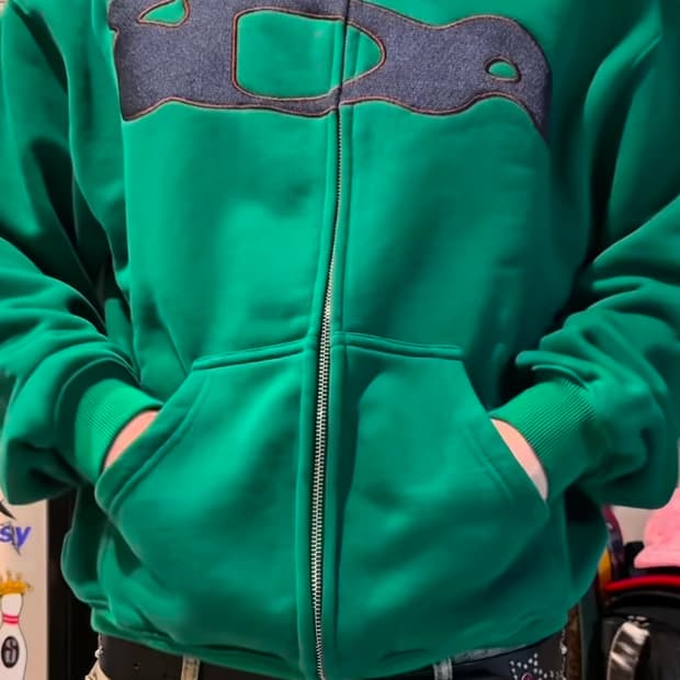 Ida 후드집업 s사이즈 구합니다