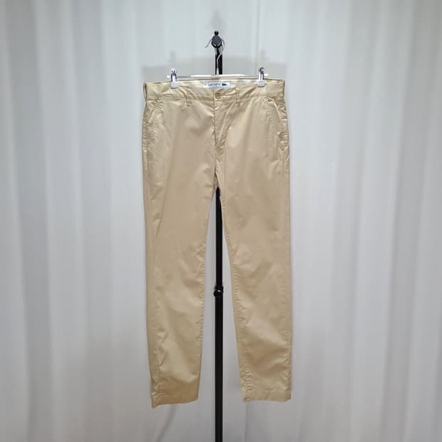 (택포) 라코스테 23ss 슬림핏 치노 팬츠 HH8947 32 B637