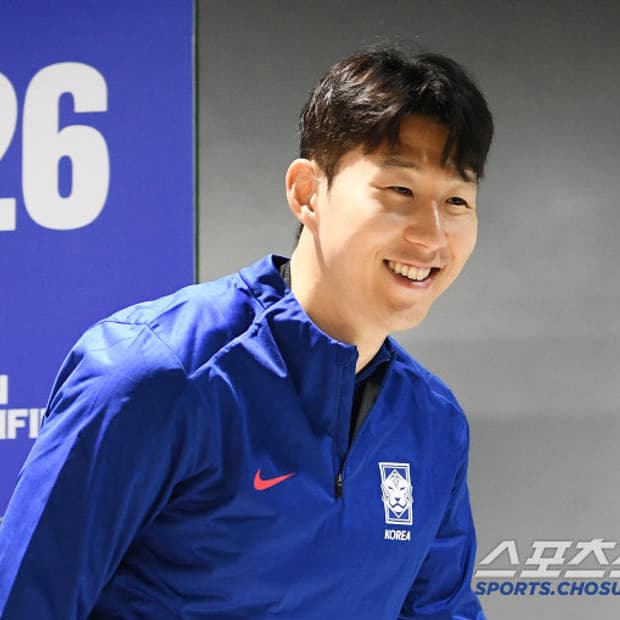 나이키 국대 선수지급용 축구 대표팀 트레이닝 스트라이크 탑