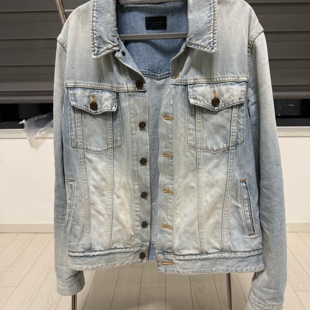 생로랑 디스트로이드 데님자켓 스카이블루 m