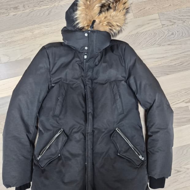 맥케이지 블랙퍼패딩