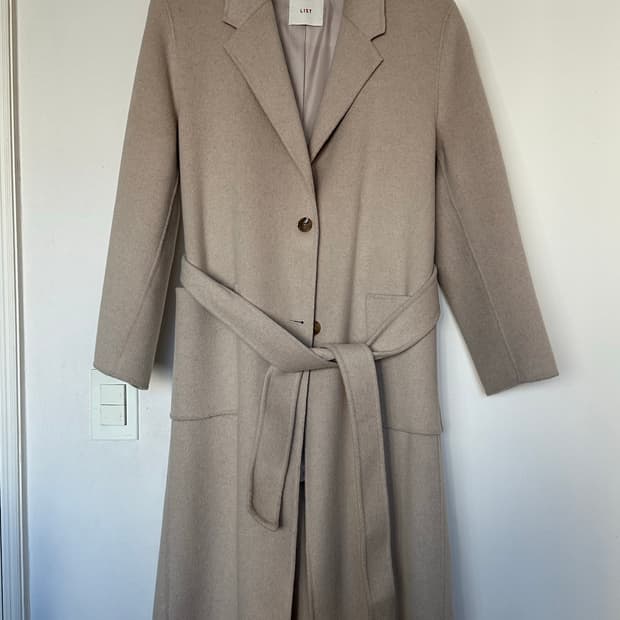 리스트 핸드메이트 코트 베이지컬러