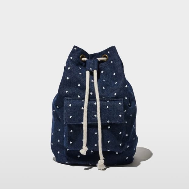 플랙 스타 패턴 백팩 네이비 팝니다