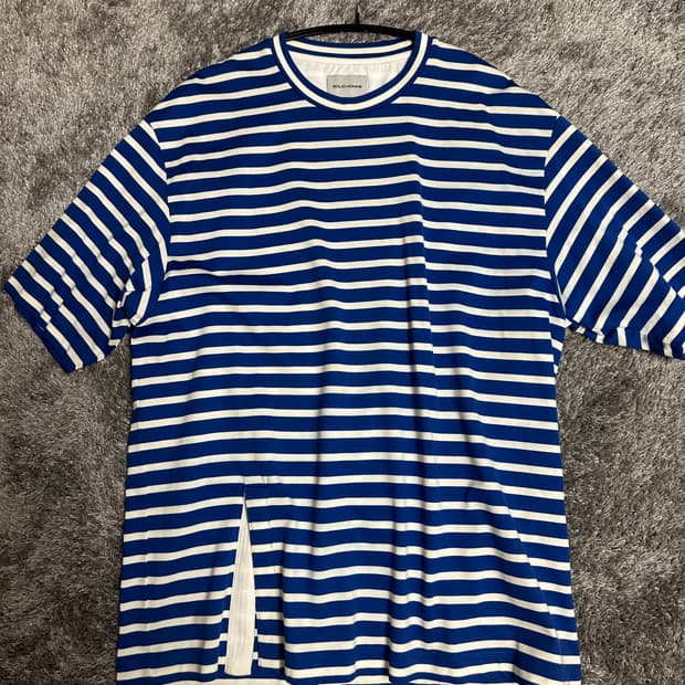 솔리드옴므 절개 스트라이프 반팔 티셔츠 블루 48 사이즈