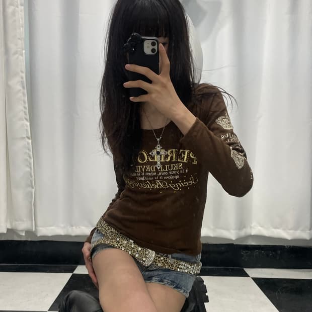 🎸브라운 스컬 자수 롱슬리브🎸