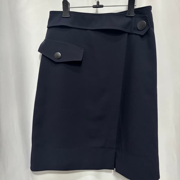 라인 카고 포켓 앞 트임 미디 스커트 66