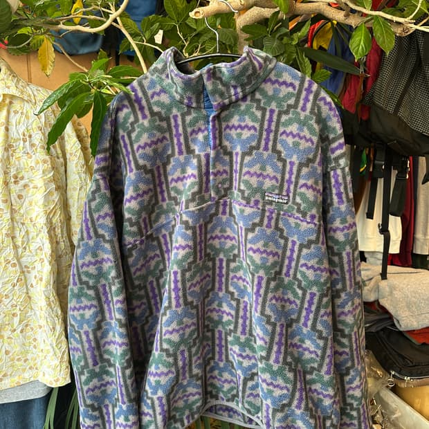 Z-379 파타고니아 신칠라 