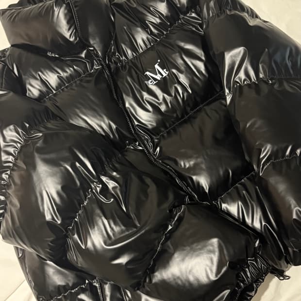 [M] 무센트 웰론 유광 패딩 블랙