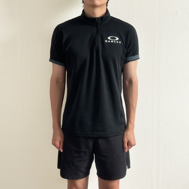 Oakley 로고 반팔 반집업