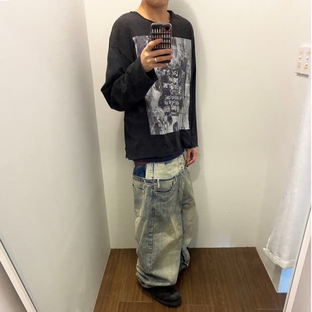 Graphic Print Long Sleeve Tee