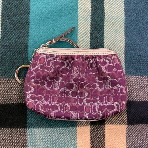 코치(COACH) 시그니처 미니 파우치/동전지갑