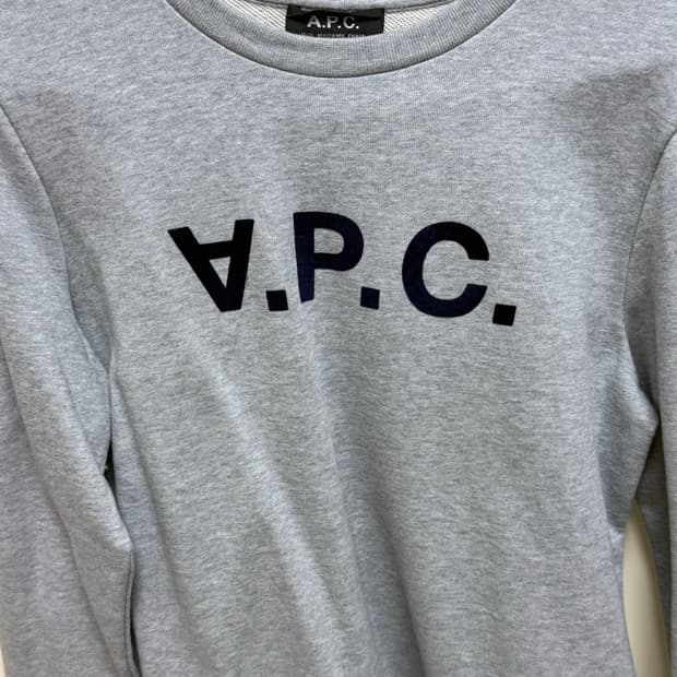 A.P.C 여성 맨투맨 (무료배송)