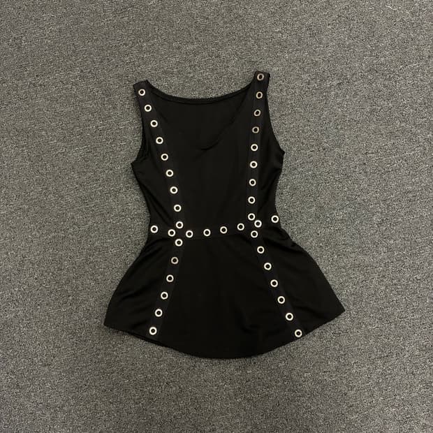 OS)Japanese vintage 여성 아일렛 디테일 블랙 나시