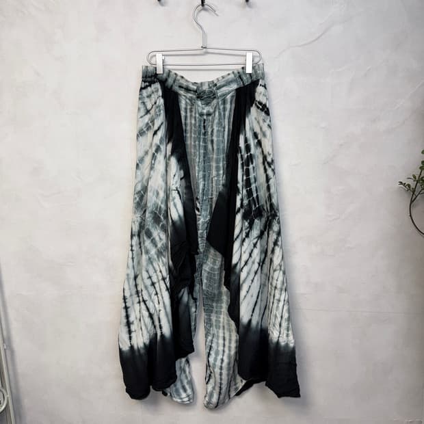 Black tie dye wrap wide pants 