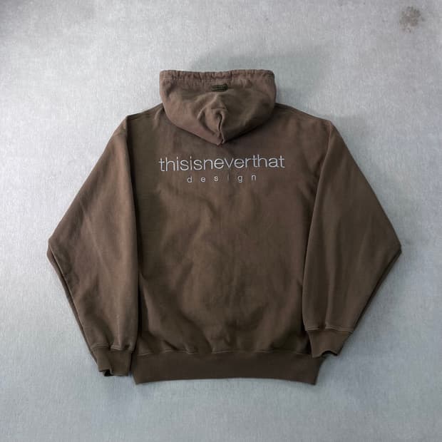 100 디스이즈네버댓 자수로고 후드집업