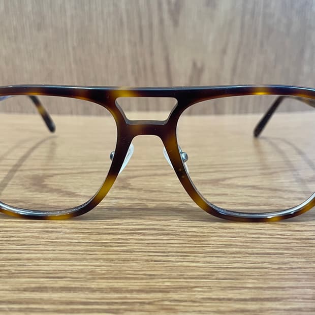 카린 아르노T 안경