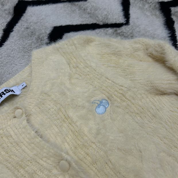 [1]키르시 모헤어 니트 가디건