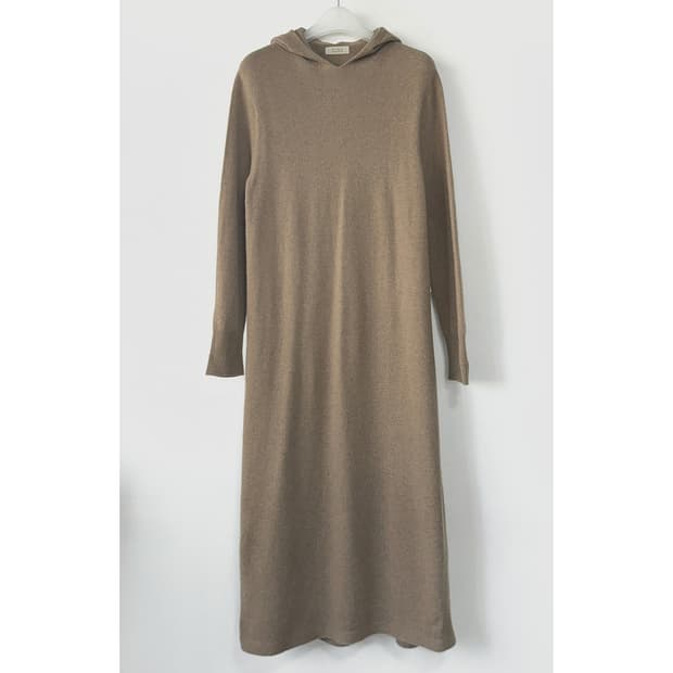 타임 TIME 캐시미어100 후드 롱 니트 원피스