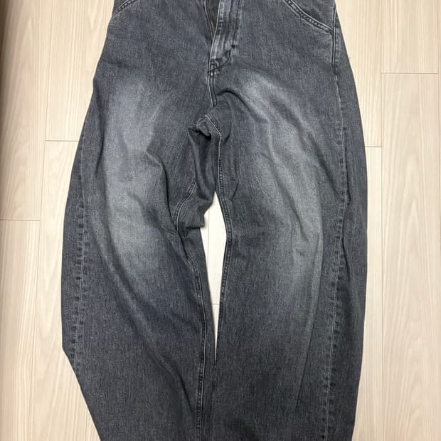 해칭룸 와이드 커브진 워시드 블랙 3사이즈