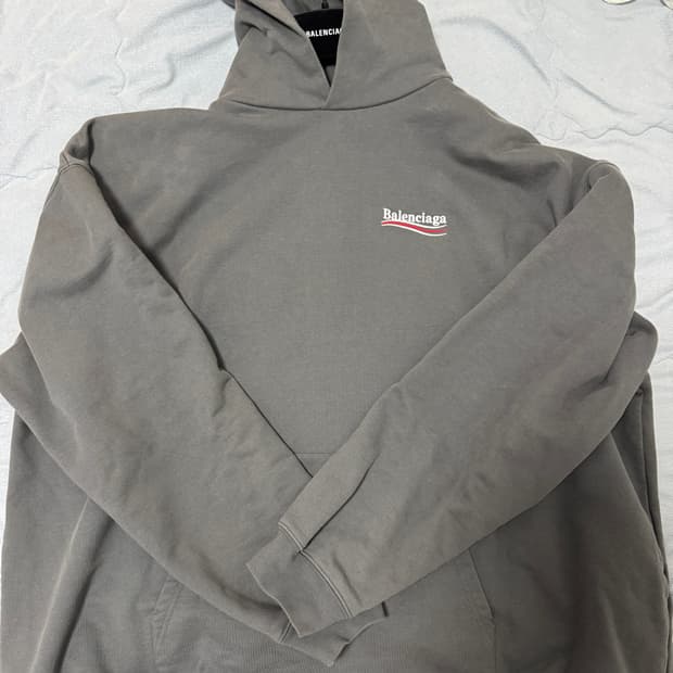 발렌시아가 웨이브로고 자수 후드티 새상품급 제품 판매