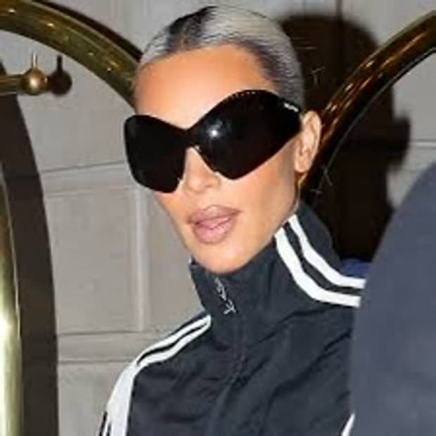 발렌시아가 버터플라이 선글라스