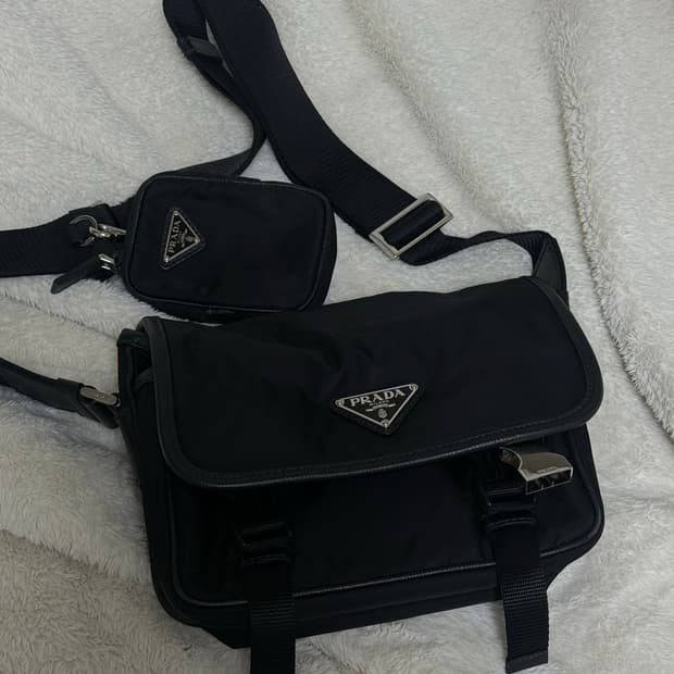 프라다 리나일론 사피아노 숄더백