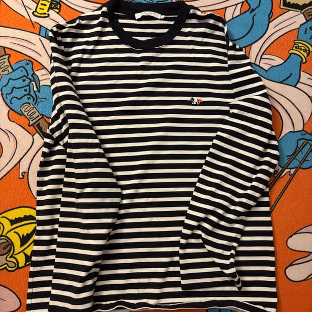 메종키츠네 스트라이프 슬리브