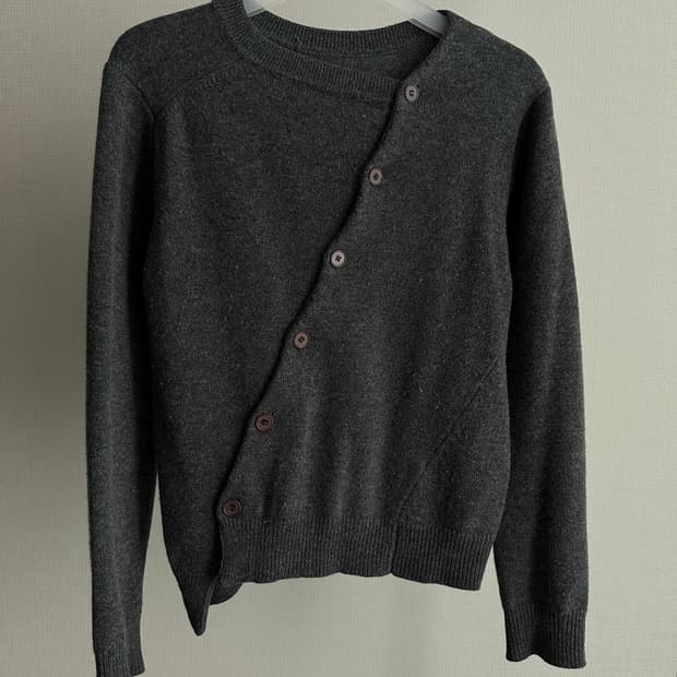 EE 누마레 가디건