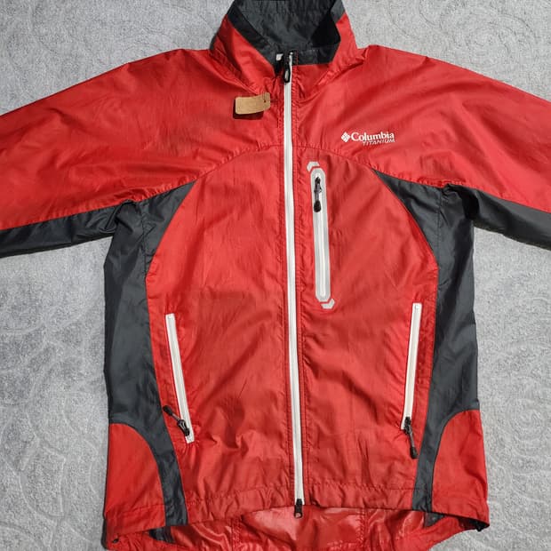 콜롬비아 티타늄 경량 바람막이 자켓 S