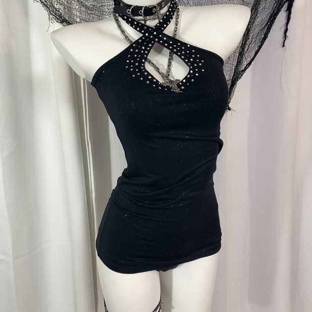 cubic sleeveless