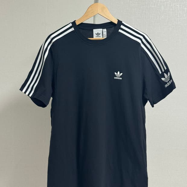 아디다스 오리지널스 삼선 테크 티 2XL