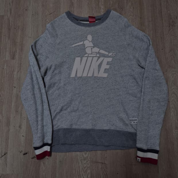 나이키 빅로고 배색 시보리 맨투맨 M(95)