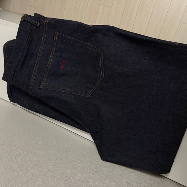 슈프림 배기 셀비지 진 리지드 인디고 - 25FW 36사이즈