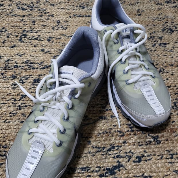 나이키 에어 맥스 플러스 2009 그레이