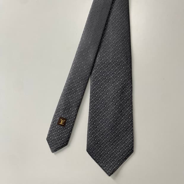 루이비통 (LOUIS VUITTON) 모노그램 정품 명품넥타이