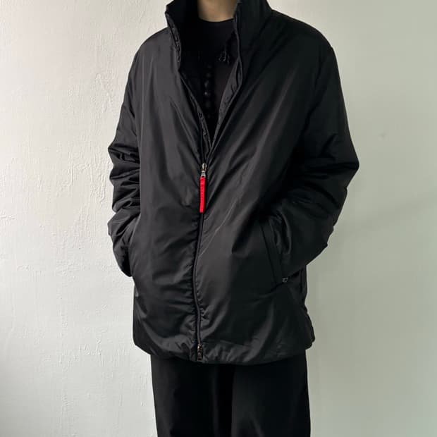 프라다 스포츠 포코노 패딩 블랙