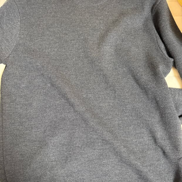 무신사 스탠다드 크루넥 니트