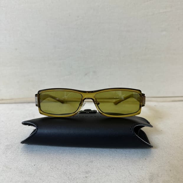 GUCCI SUNGLASS TRANSPARENT OLIVE GREEN