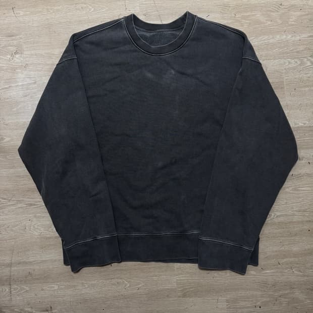 어텐션로우 오버핏 맨투맨 